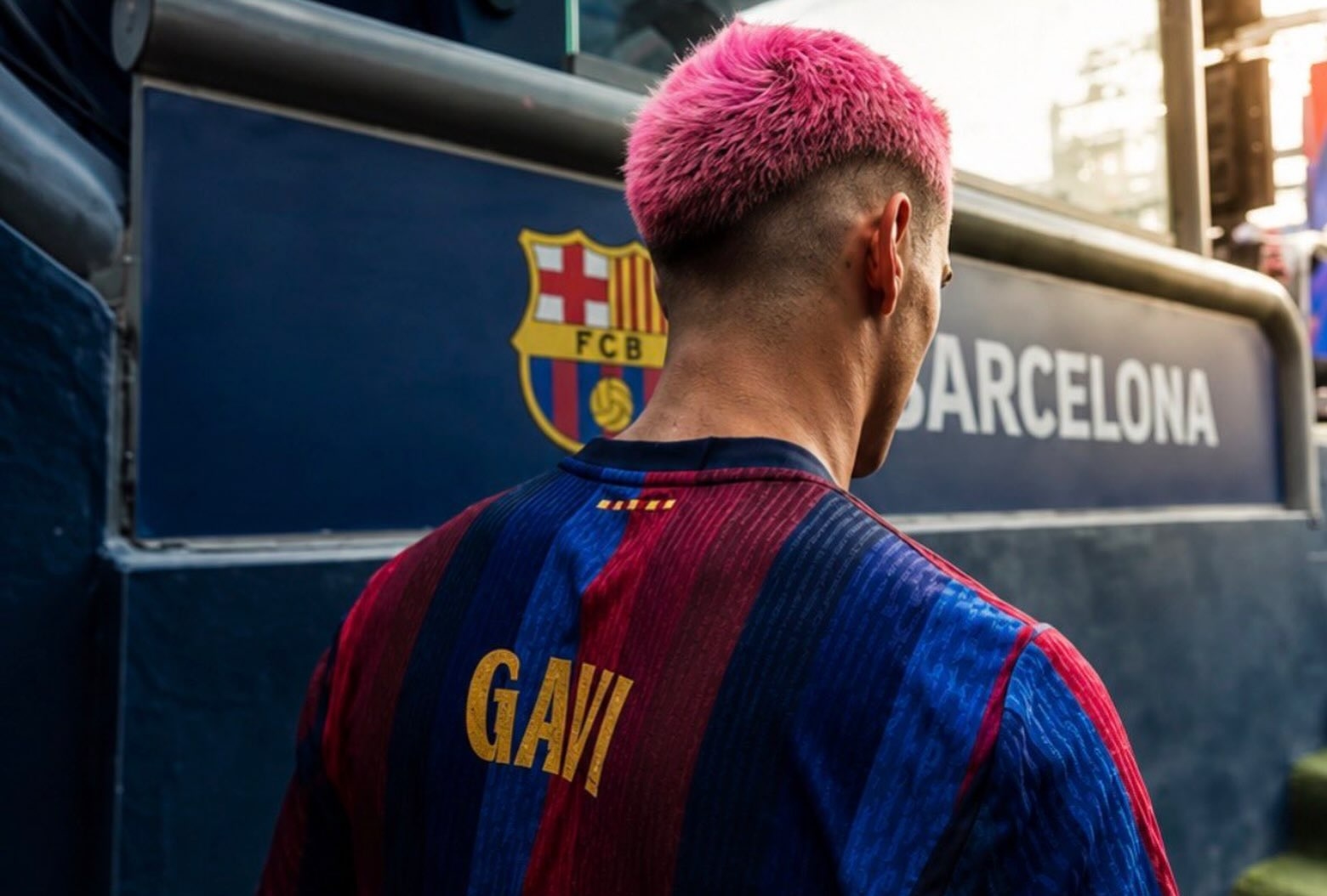 Gavi Cedera Saat Barcelona Hancurkan Elche 5-0, Begini Kondisi Terbaru Lututnya