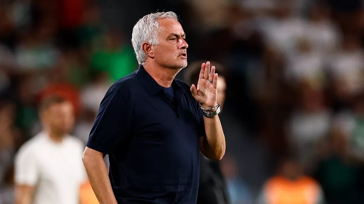 Real Madrid Menang Dramatis di Markas Roma, Mourinho Malah Tak Mau Selebrasi: Alasannya Bikin Haru!
