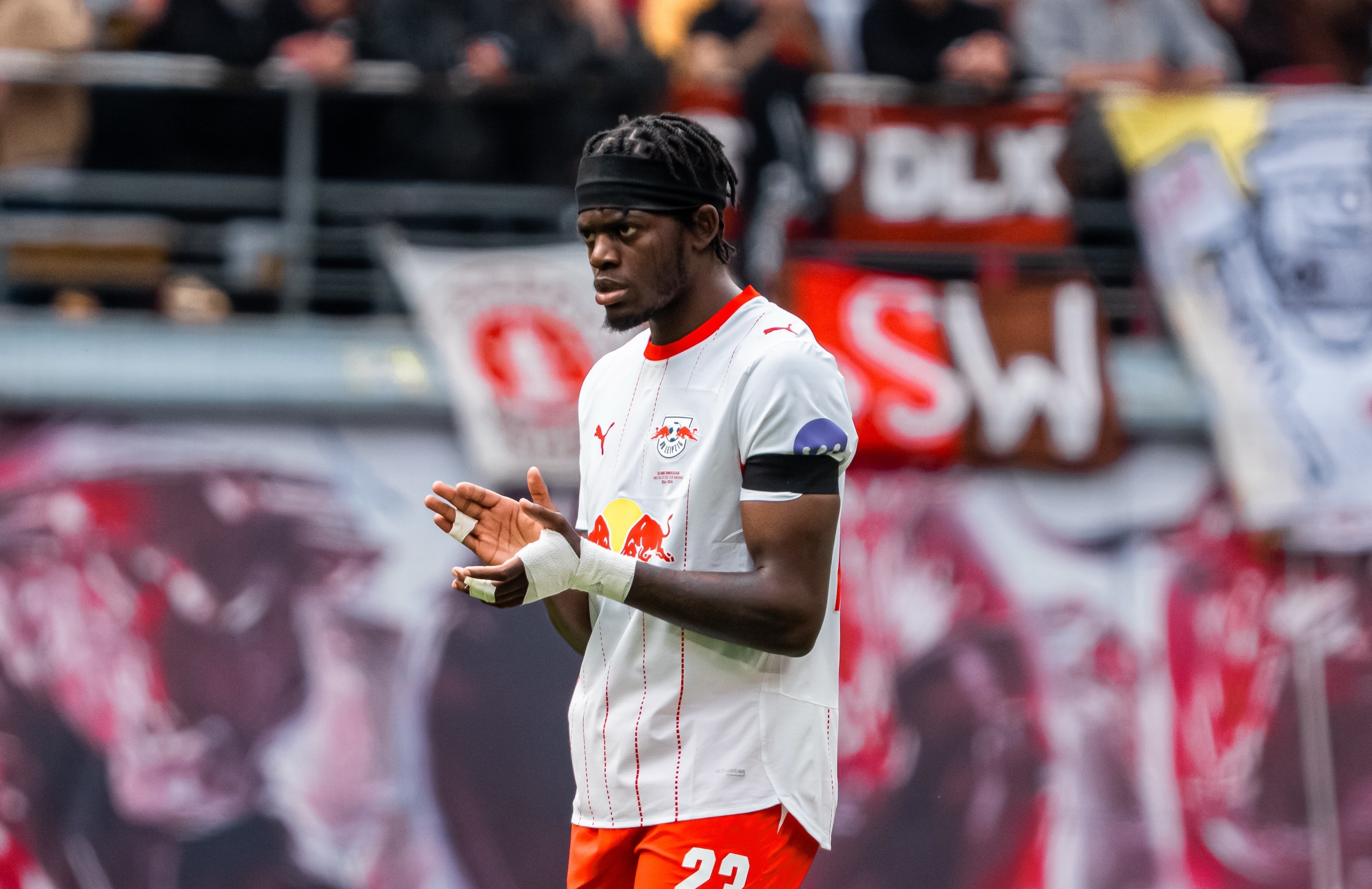 Manchester United Incar Castello Lukeba, Harga Bek RB Leipzig Tembus Rp1 Triliun