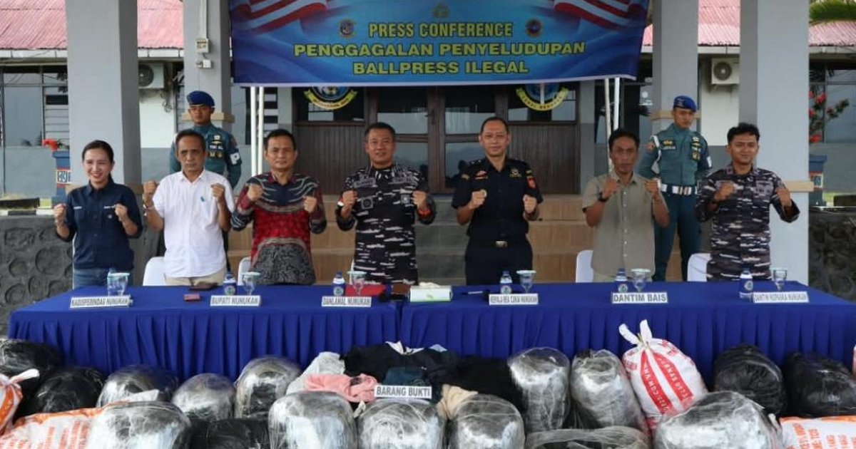 Lanal Nunukan Gagalkan Penyelundupan 16 Koli Balpres dari Malaysia, Nilainya Capai Rp 62 Juta