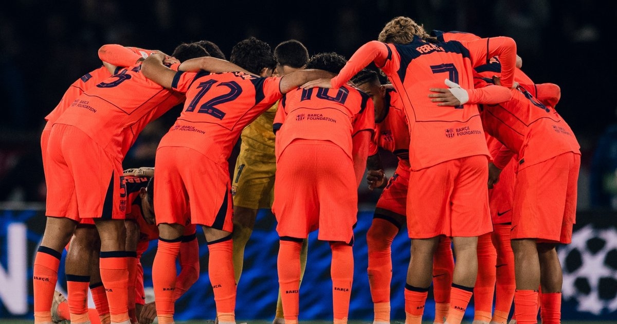 Barcelona Krisis Bek Jelang Hadapi Alaves, Hansi Flick Sampai Siapkan Frenkie de Jong sebagai Bek Tengah