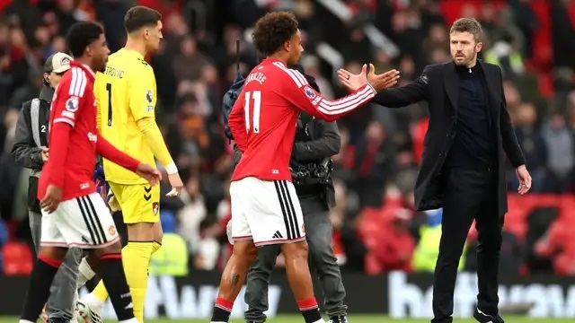 MU Makin Terpuruk, Pecat Michael Carrick Saja Tak Cukup! Ini 5 Masalah Besar yang Menghantui Setan Merah