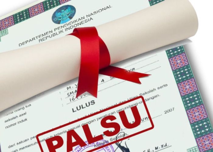 Sindiran Pedas Kubu Roy Suryo, Ijazah Jokowi Disorot, 'Kalau Asli Tak Perlu Pengacara'