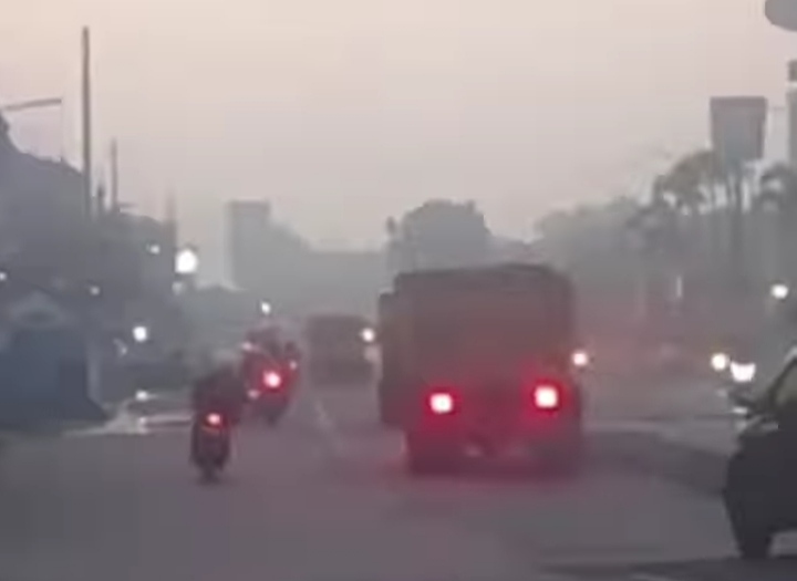 Jakarta Masuk 5 Besar Kota dengan Udara Terburuk Dunia, Warga Diimbau Pakai Masker