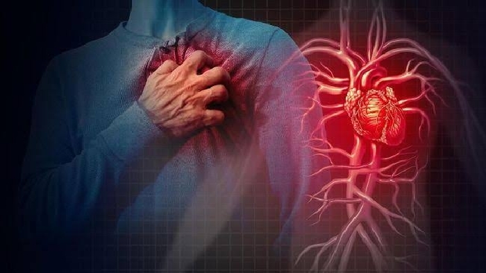 Jangan Abaikan! 13 Tanda Awal Anda Terkena Serangan Jantung Mematikan