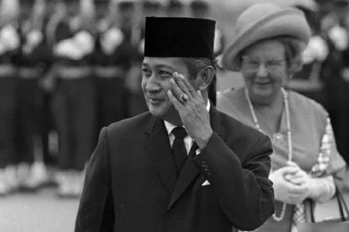 Sejarah KORUPSI di DUNIA dan Daftar Pelakunya! Mantan PRESIDEN SOEHARTO Termasuk