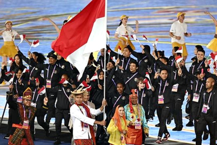 Presiden Jokowi Beri Hadiah Rumah Kepada Peraih Medali Asian Games 2023