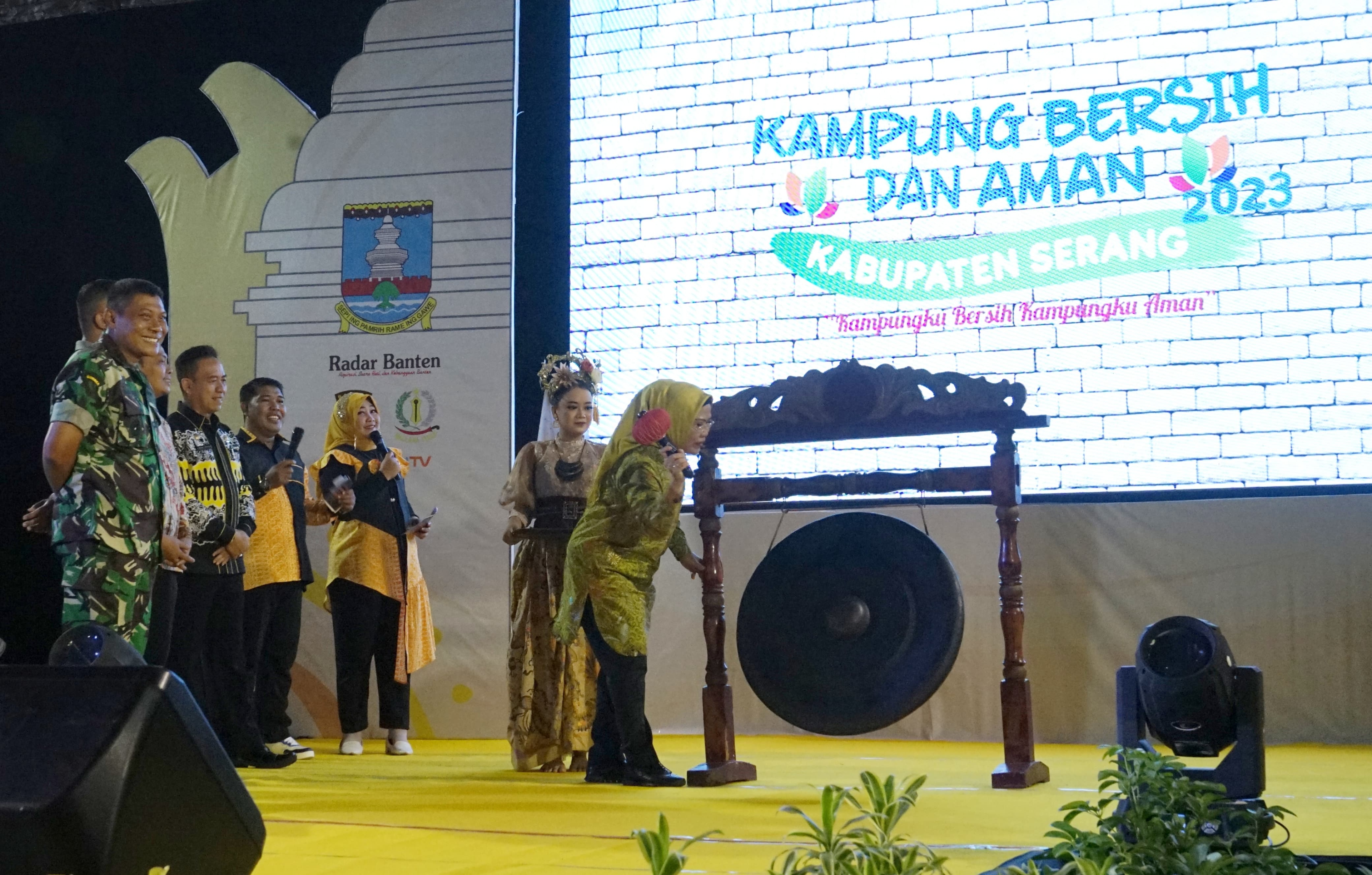 Program LKBA Bantu Pemkab Serang Atasi Masalah Sampah