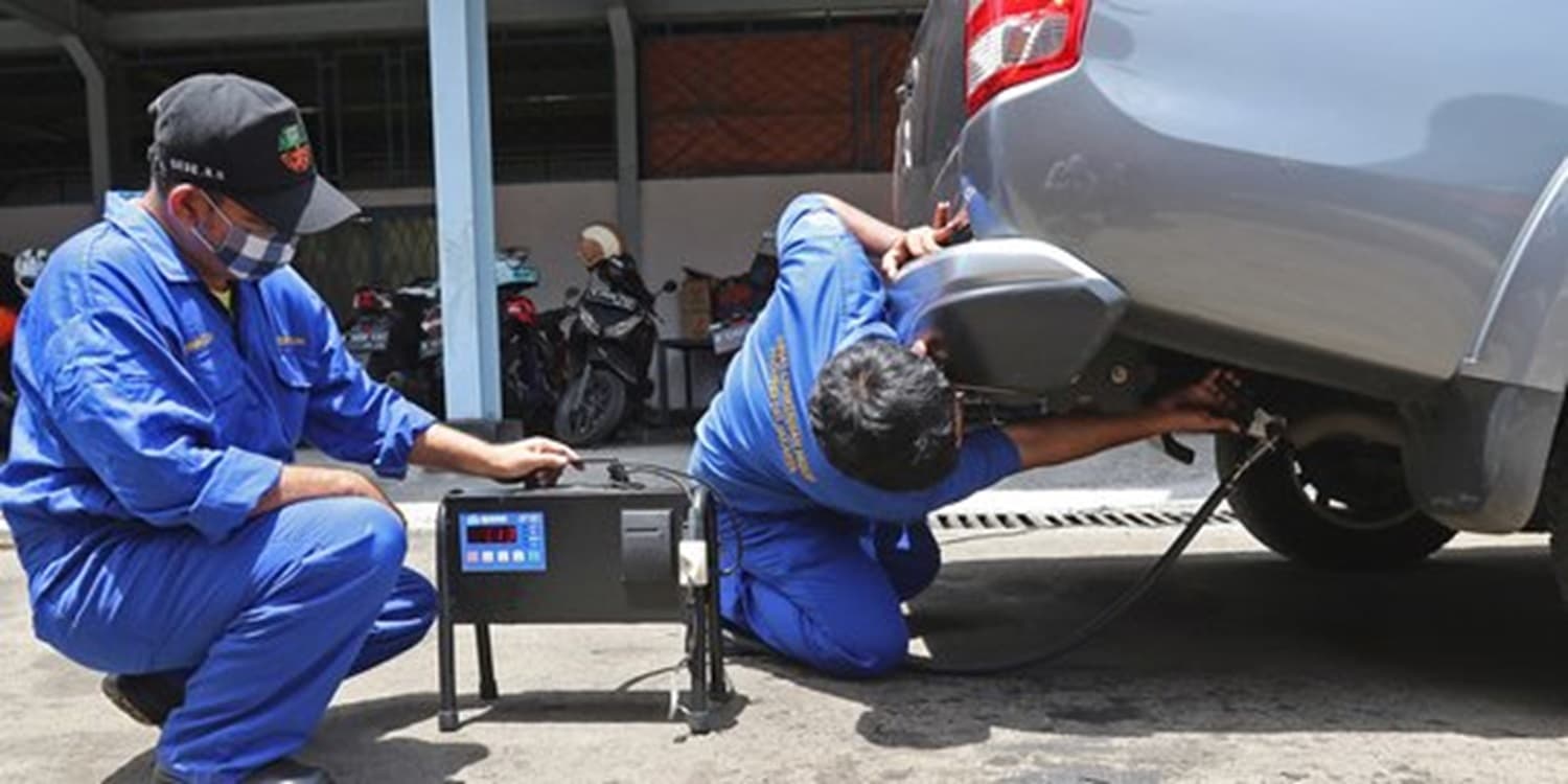 UJI EMISI Kendaraan Berjalan MULUS, Masyarakat Mulai Pertanyakan Dasar Hukumnya!