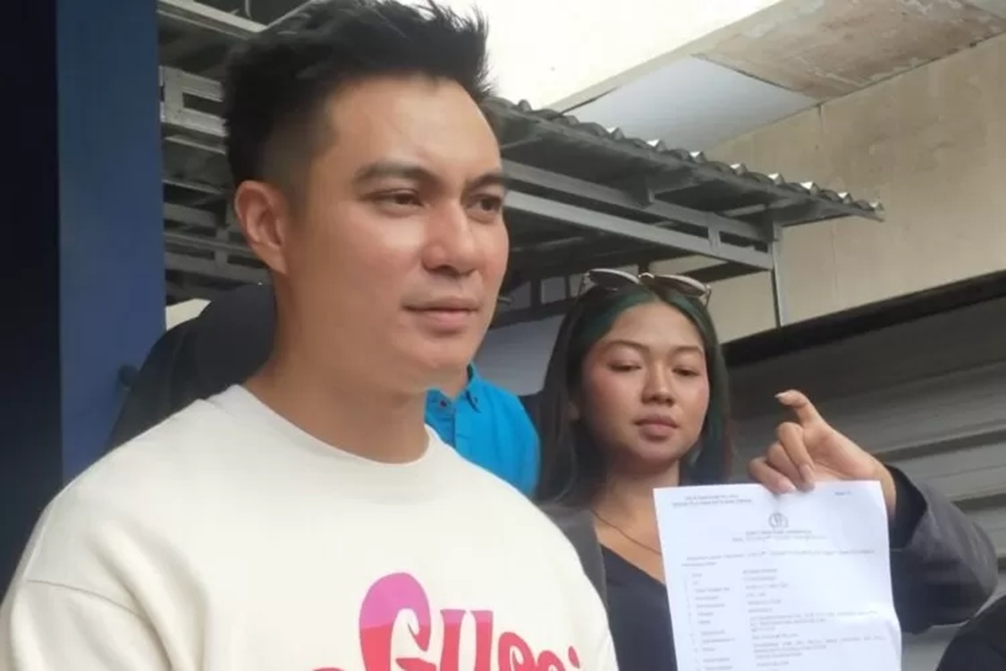 BAIM WONG Kena 'PRANK' Melalui Pesan WhatsApp, Sejumlah Uang di Rekeningnya Terkuras