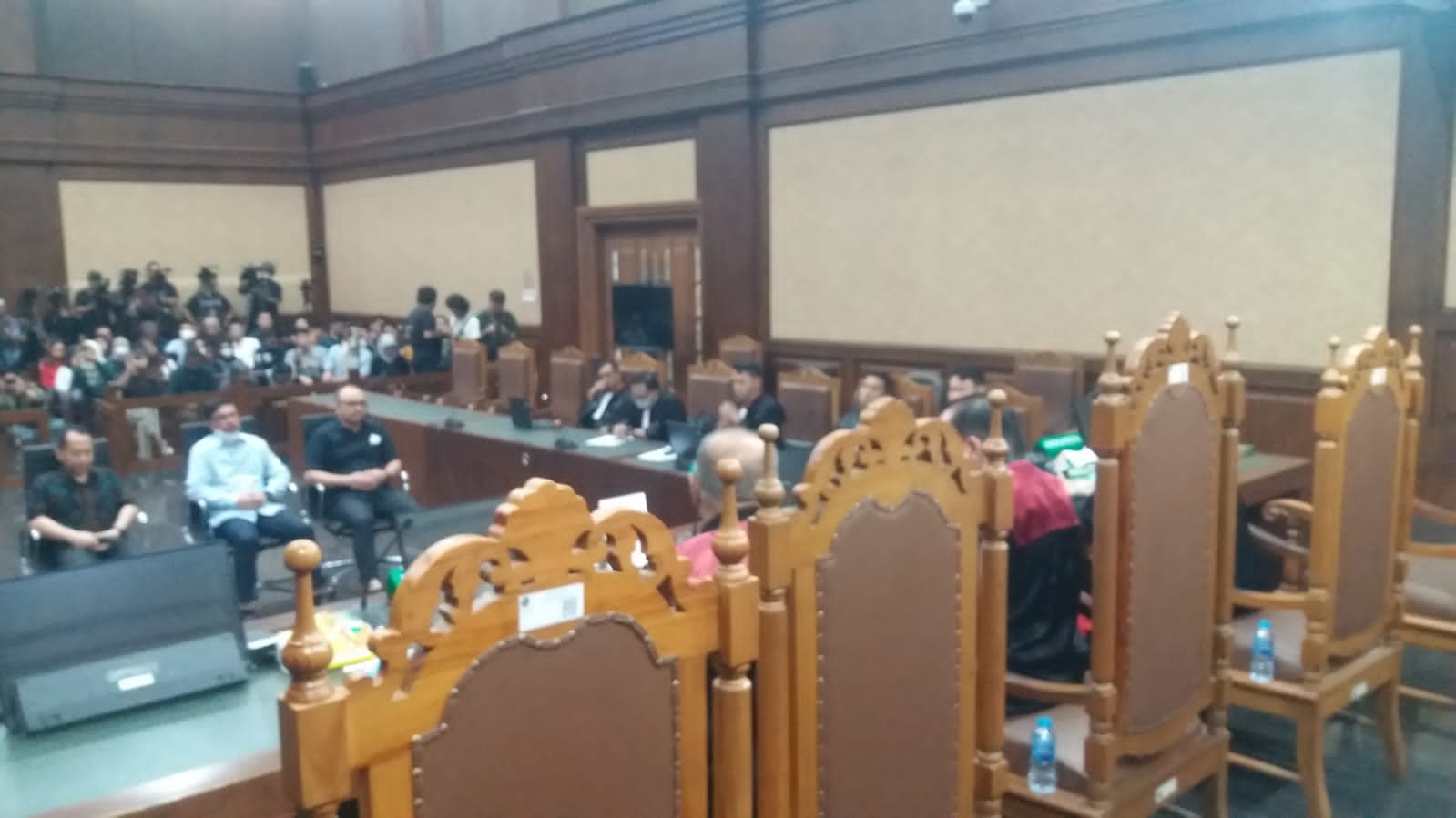 Terdakwa eks Menkominfo Johnny Plate Divonis 15 Tahun Penjara Dalam Kasus Korupsi BTS 4G Kominfo