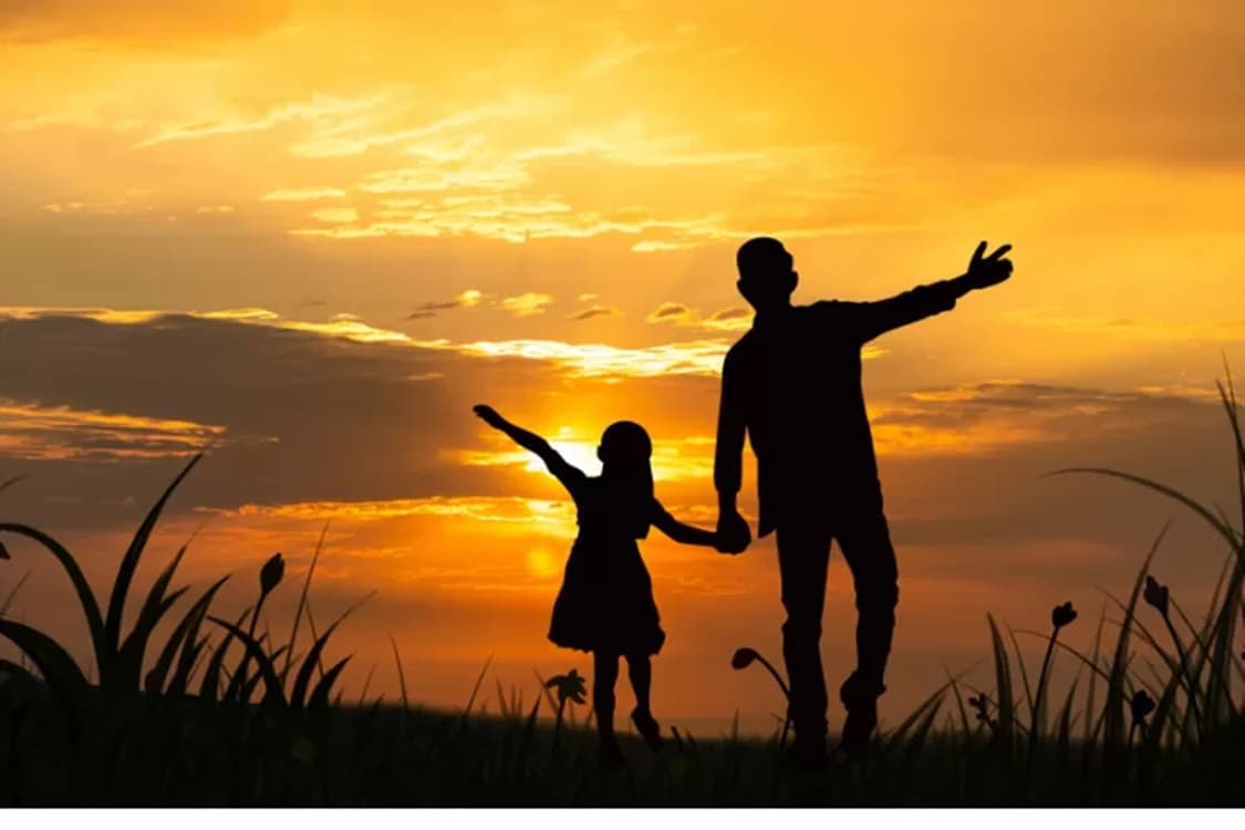 CAPTION Hari Ayah Nasional 2025, Ungkapan Singkat yang Bikin Haru dan Trending di Medsos