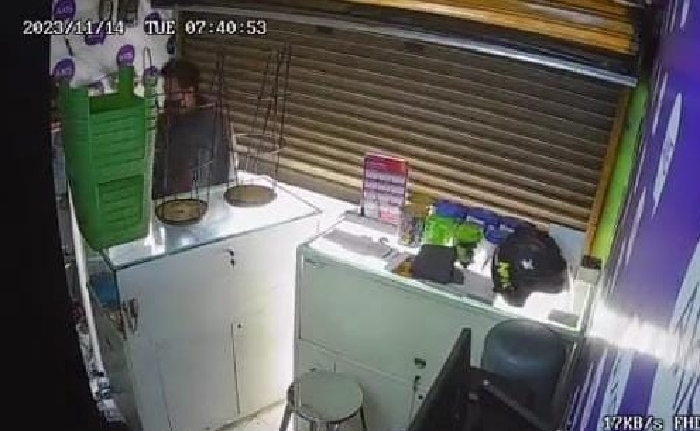 Konter HP di Pandeglang Dibobol Maling, Pelaku Terekam Kamera CCTV