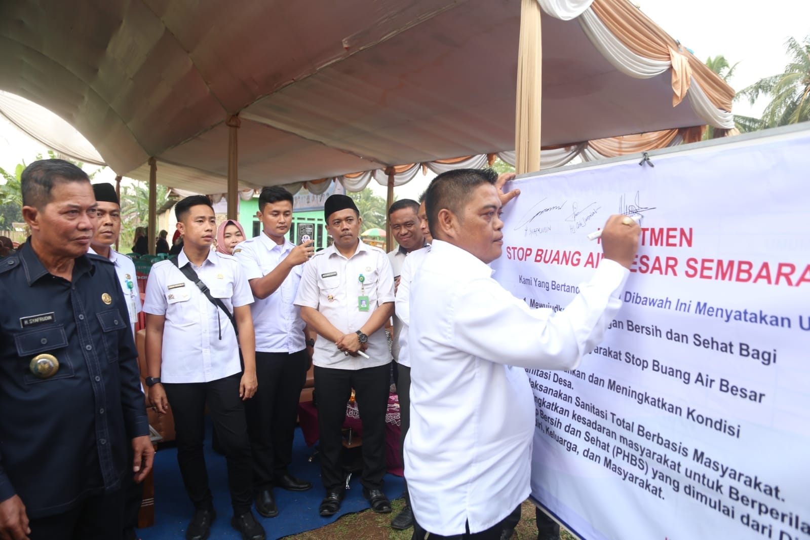 Duh! Wali Kota Serang Ungkap Banyak Warganya Masih Buang Air Besar Sembarangan