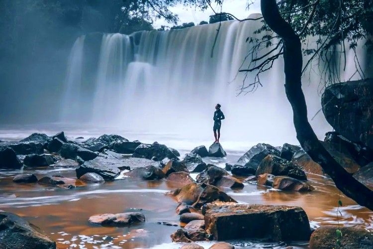 Destinasi Wisata Air Terjun Riam Merasap, Menyimpan Intan Sekepal Dan di Jaga Siluman Kura-kura