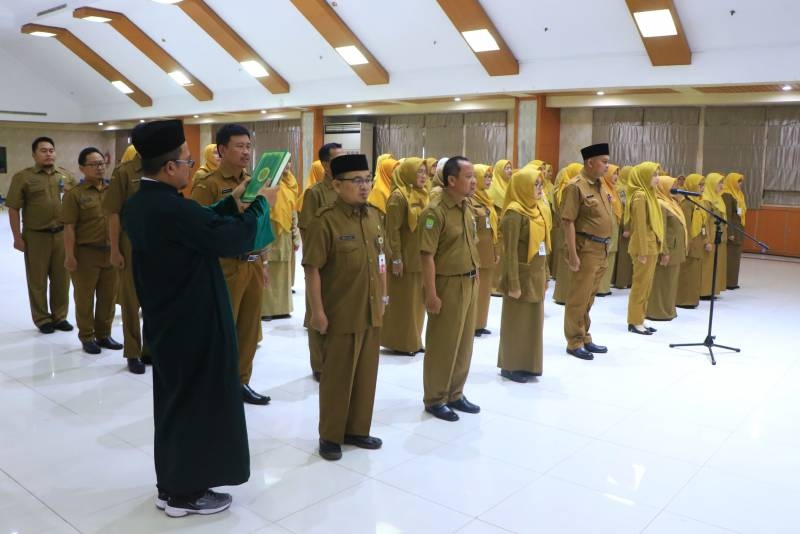 Harapkan Peningkatan Mutu Pendidikan di Kota Tangerang, H. Sachrudin Melantik 32 Pengawas Sekolah