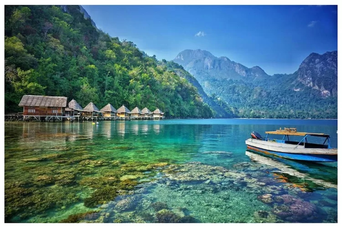 Destinasi Wisata PANTAI ORA Keindahannya Semua ada di Sini, Bahkan di Sejajarkan Dengan Keindahan Pulau Bali