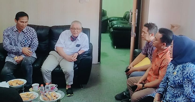 Bos Kendaraan di Pandeglang Minta Pajak Kendaraan Rongsok Dihapuskan