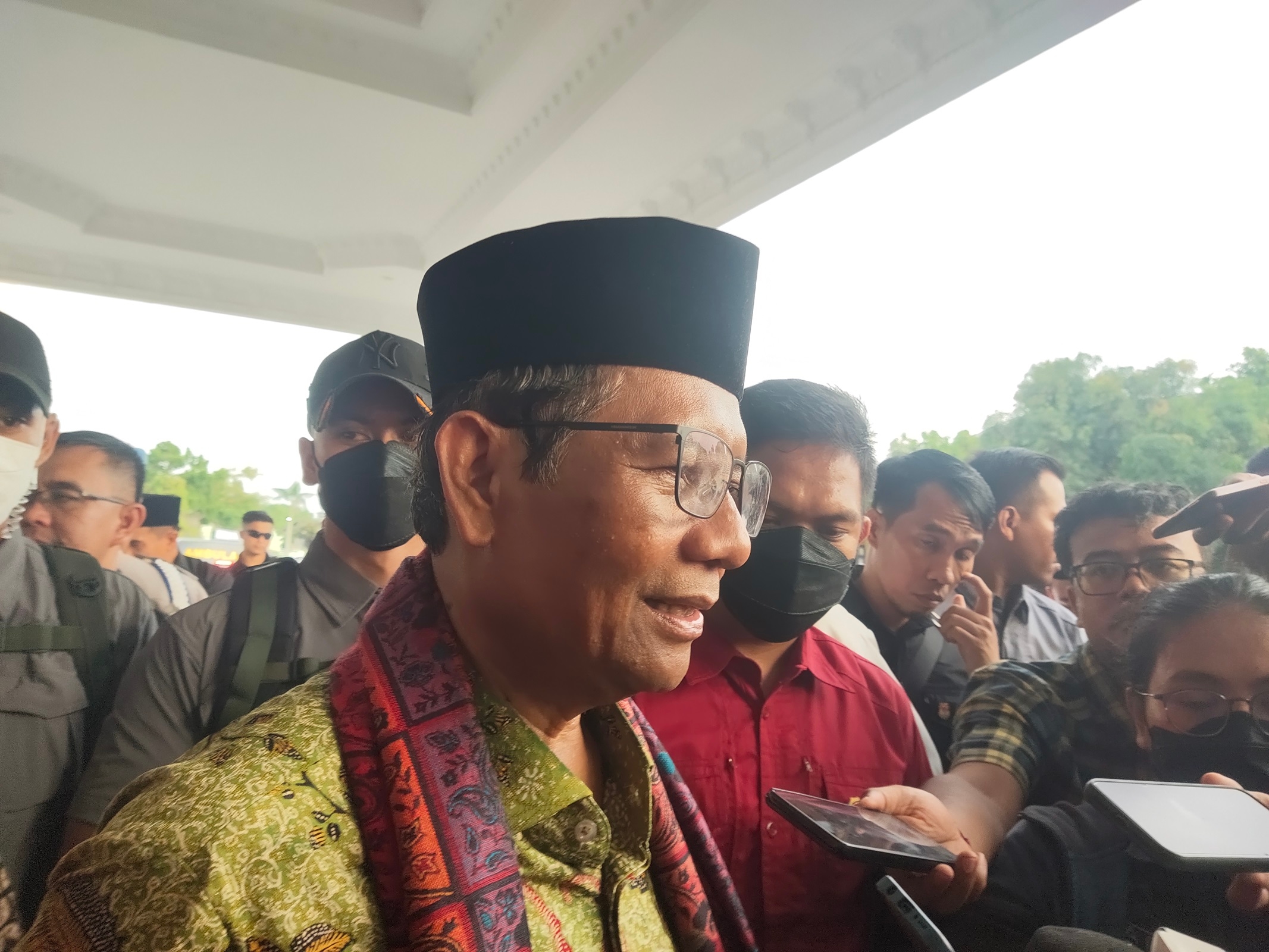 Hadir Dalam Dialog Kebangsaan di Kota Serang, Mahfud MD Ajak Masyarakat Pilih Orang Baik