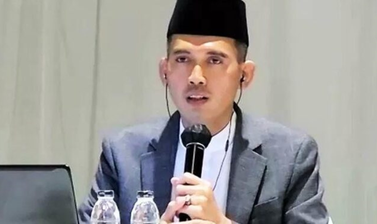 Olok-olok Gerakan Sholat Dan Surat Al-fatehah! Ketua MUI KH Cholil Nafis Tegur Ketum PAN Zulkifli