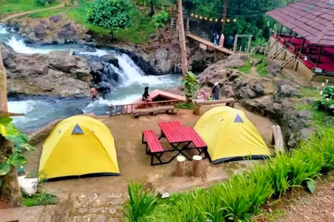 Cuma Rp35 Ribu Sewa Lahan,Cobain Glamping Termurah di Curug Cipanas Bandung