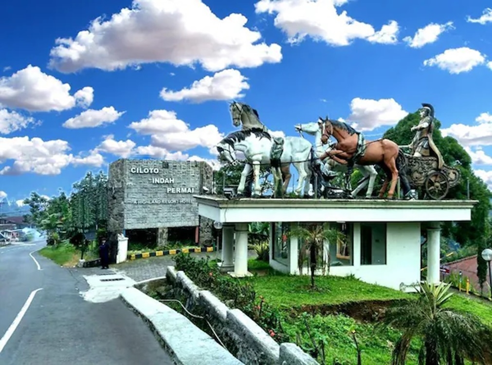 Ngintip Hotel Murah Nan Lengkap Cuma Rp200.000 Nginap Semalam di Ciloto Indah Permai