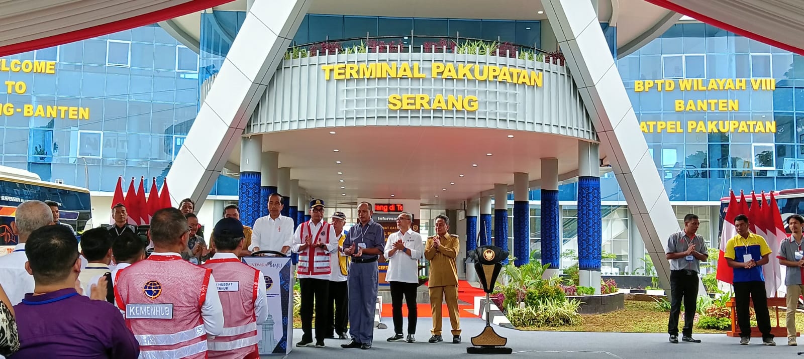 Jokowi Merasa Senang Sekali Saat Resmikan Terminal Pakupatan Serang