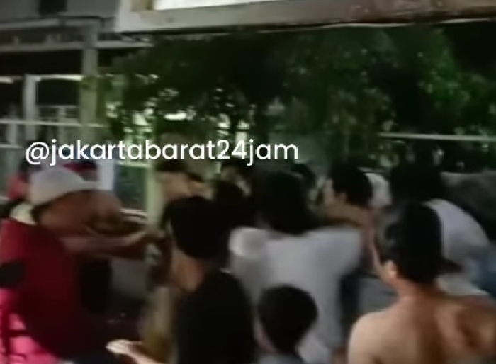 Maling Motor di Masjid Duri Kosambi Keluarkan Golok Jadi Sasaran Amuk Warga