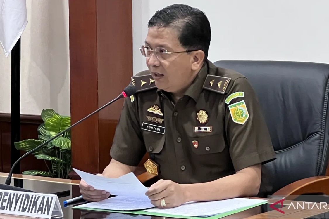 Penyidik Kejagung Tetapkan Satu Tersangka Perintangan Penyidikan Korupsi Komoditas Timah