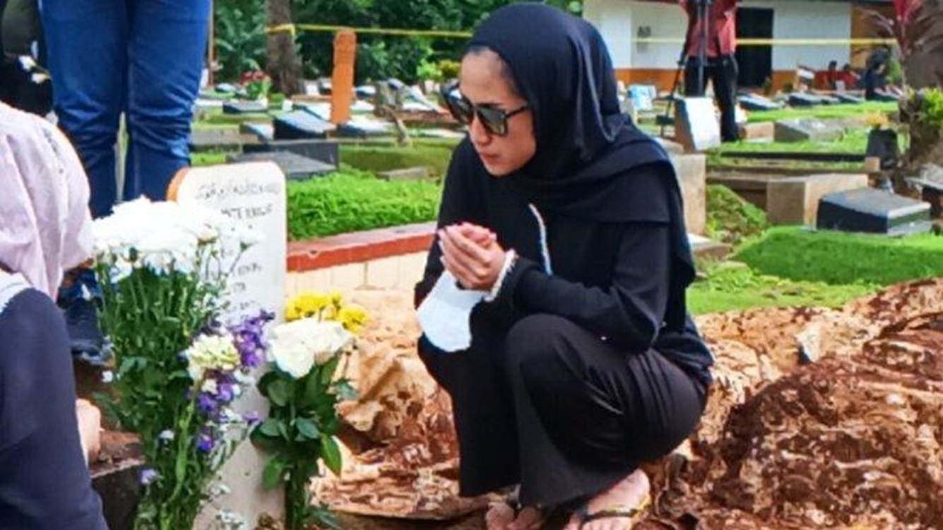 Tim Forensik Polri Periksa Jenazah Dan CCTV di TKP Untuk Ungkap Kematian Dante Anak Dari Artis Tamara Tyasmara