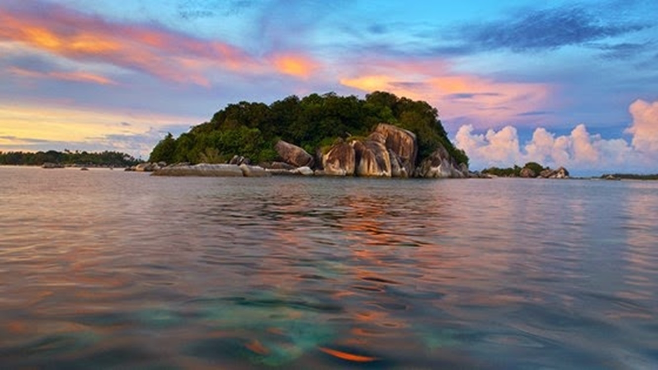 Destinasi Wisata Paling Unik di Indonesia, Cagar Alam Pulau Dua, Tempat Berkumpulnya Ribuan Burung Dari Berbagai Negara