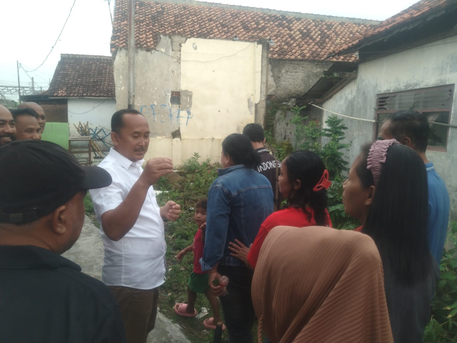 Ade Sumardi Caleg DPRD Banten 2024 Lakukan Safari Politik dari Gang ke Gang