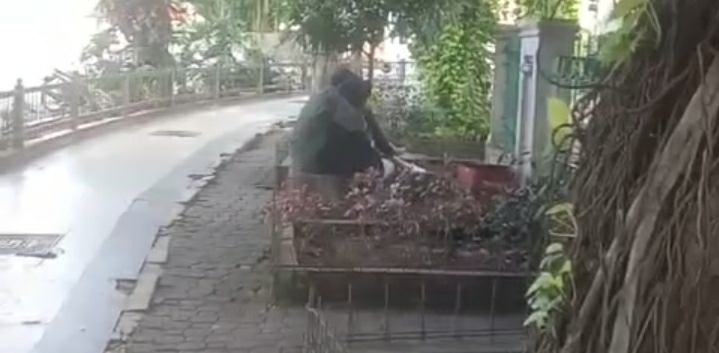 Miris, Pasangan Remaja di Lebak Berpelukan di Tempat Umum
