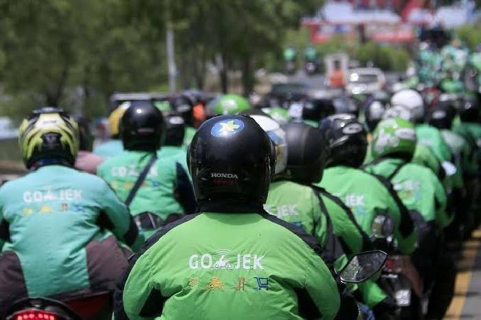 Driver Ojek Online Nyaris Baku Hantam dengan YouTuber Konten Lawan Arus di Cibubur