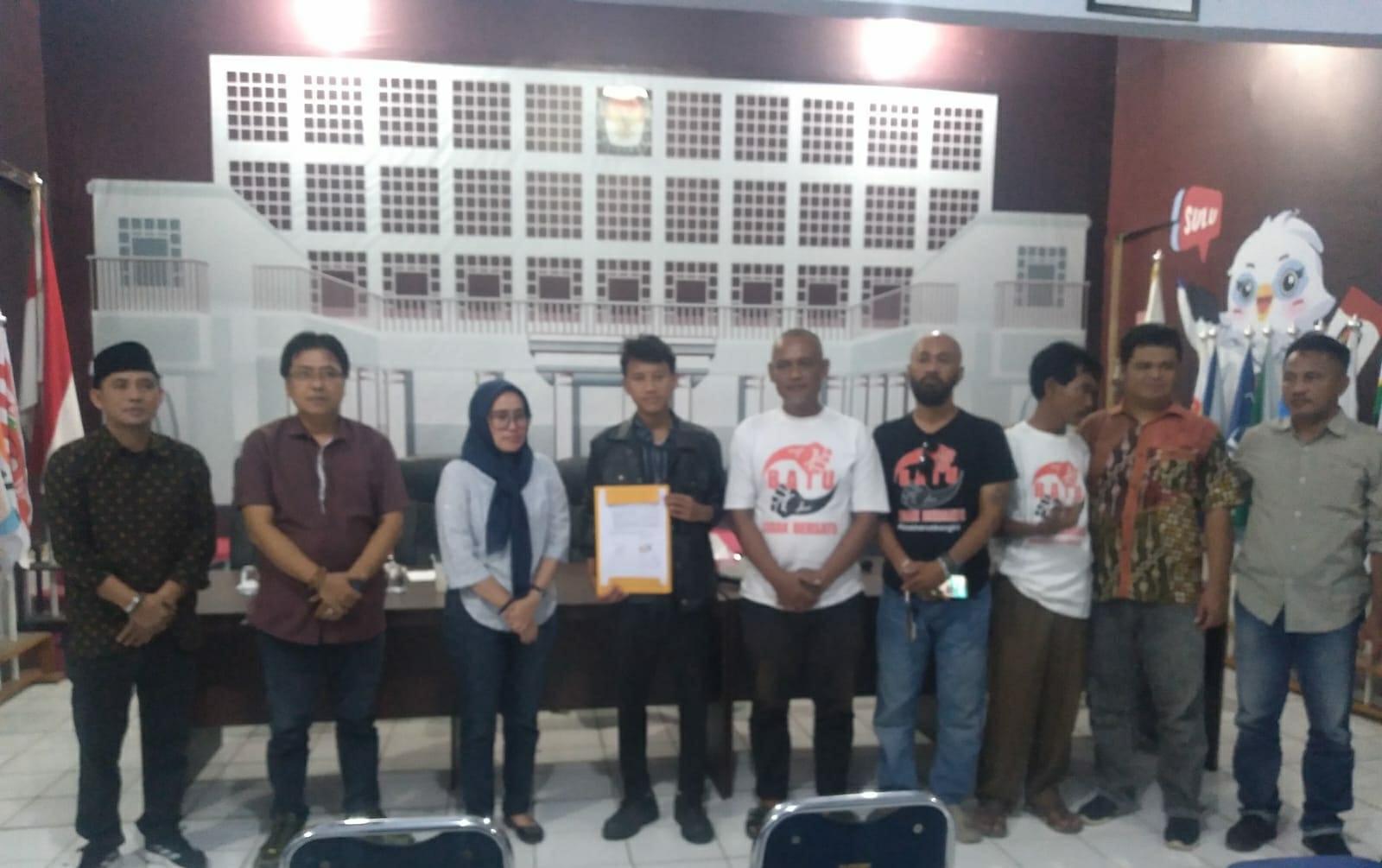 KPU Lebak Teken Fakta Integritas Bareng AMPD, Siap Untuk Sikap Netral