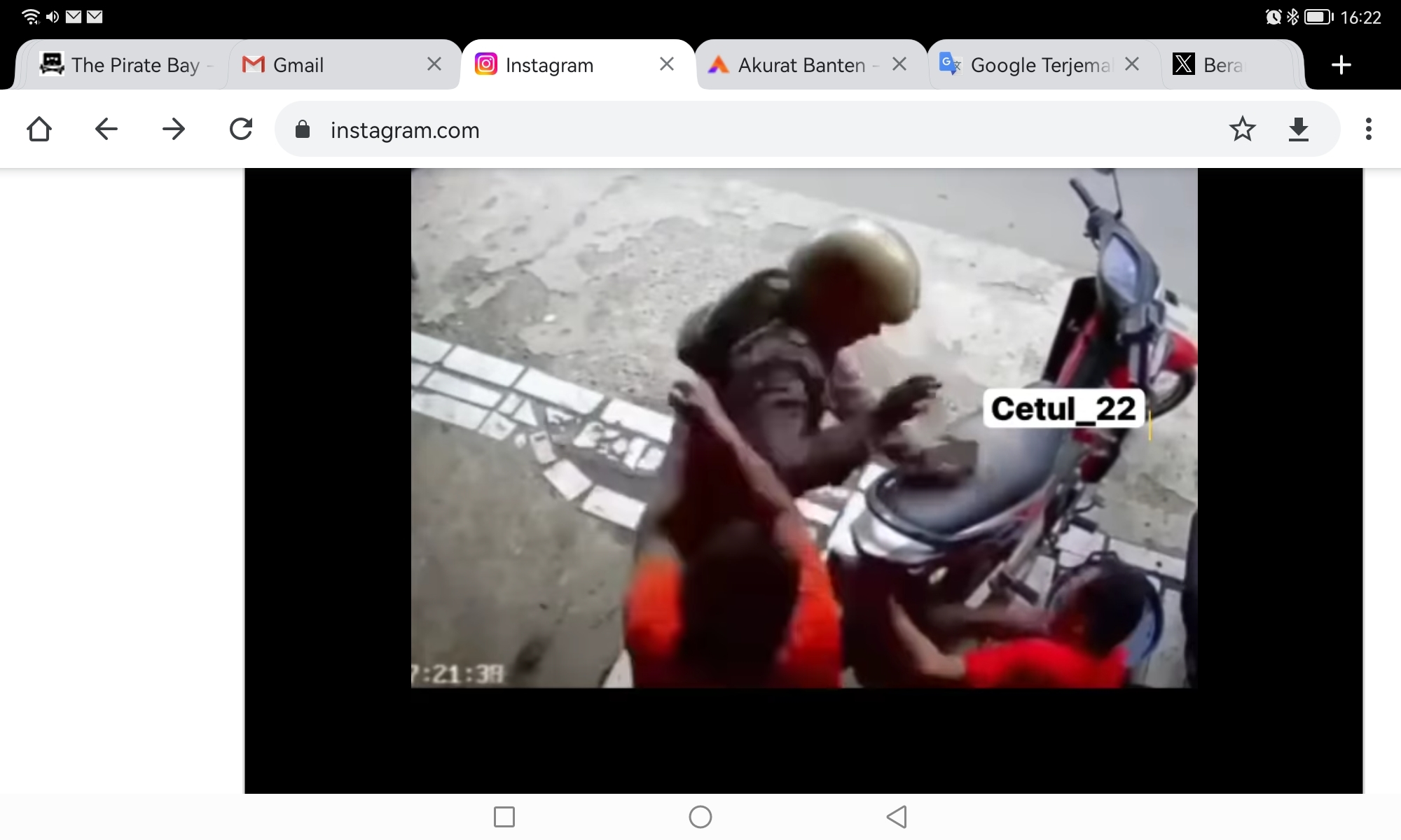 Tak Mau Bayar Ongkos Tambal Ban, Pria Ini Pukul Pemilik Bengkel