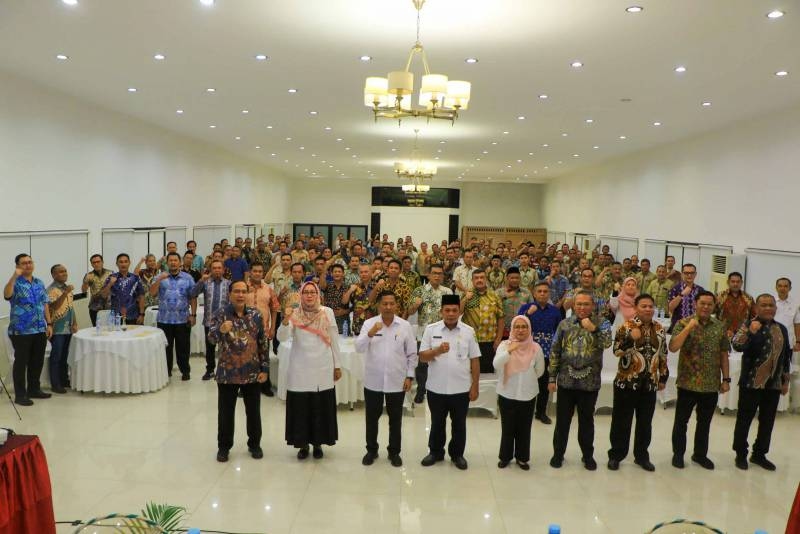Penjabat (Pj) Wali Kota Tangerang Buka Kegiatan Peningkatan Kapasitas Aparatur Kecamatan Kelurahan Tahun Anggaran 2024
