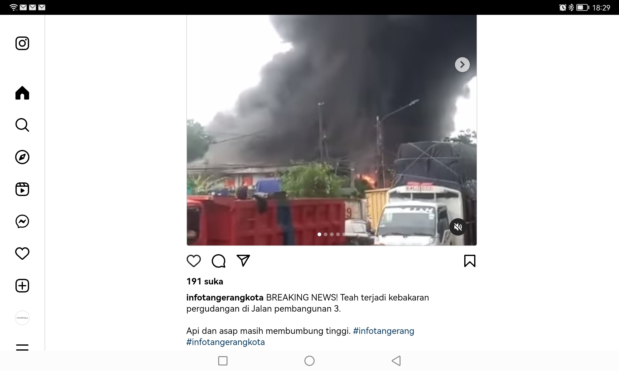 Kebakaran Gudang PT IMS Logistics Tangerang, Asap Membumbung Tinggi