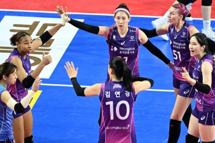 Update Poin Klasemen Sementara, Pink Spiders Berada di Puncak Klasemen Mengalahkan Sang Juara Bertahan Hyundai Hillstate!