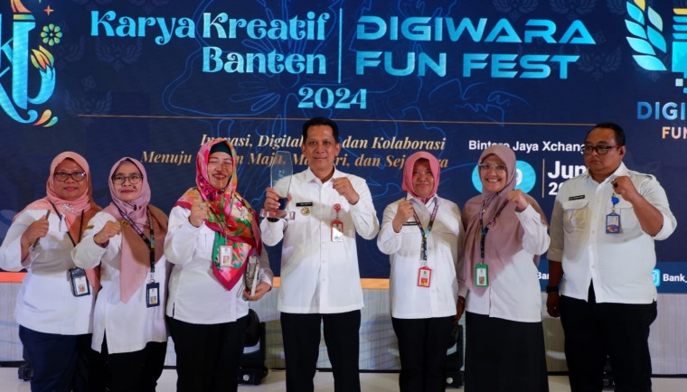Kembangkan Pembayaran Transaksi Non Tunai, Kabupaten Tangerang meraih Digiwara Award 2024