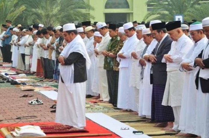 Apa Tetap Solat Jumat Padahal Idul Adha Hari Jumat 6 Juni 2025? Ini Jawaban yang Benar