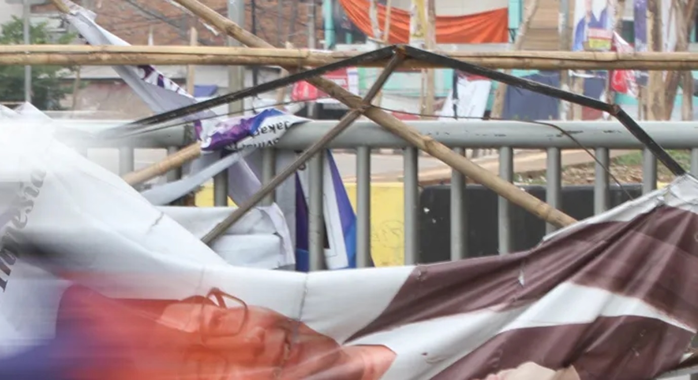 APK Pasangan Ridwan Kamil - Suswono, Rusak Parah di Jaktim dan Jakut oleh Orang Tak Dikenal