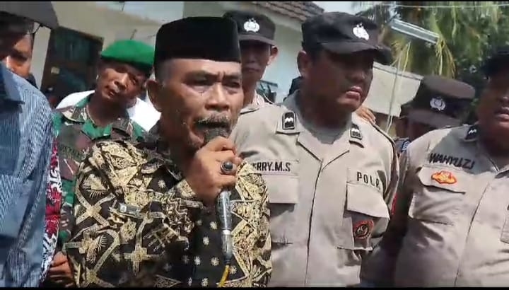 Warga Jagabaya Demo Kepala Desa,Buntut Dugaan Perselingkuhan Bawahannya