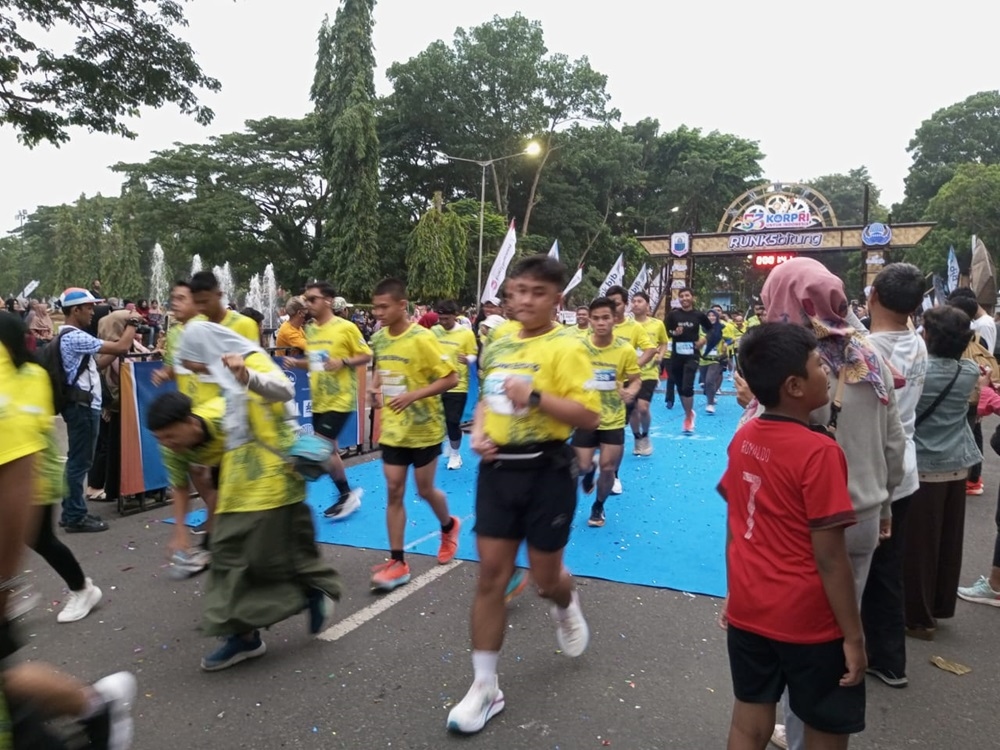 Ribuan Peserta Ikuti Lomba Lari Runk5bitung Peringati HUT KORPRI ke 53