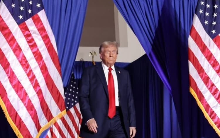Pasca Donald Trump Dilantik Jadi Presiden Amerika Serikat, Bitcoin Melonjak Naik Tembus 1,76 Miliar