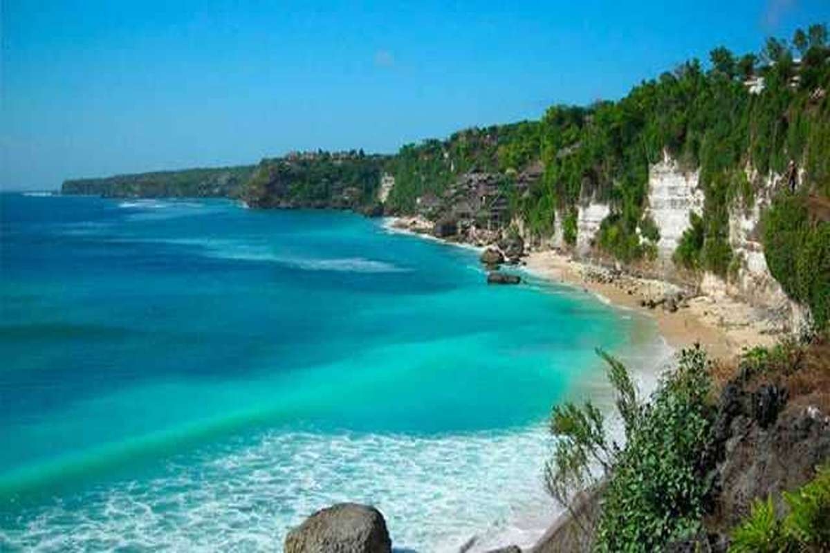 Tiga Pemimpin Pulau Timur Dorong Revolusi Harga Tiket demi Wisata yang Lebih Terjangkau