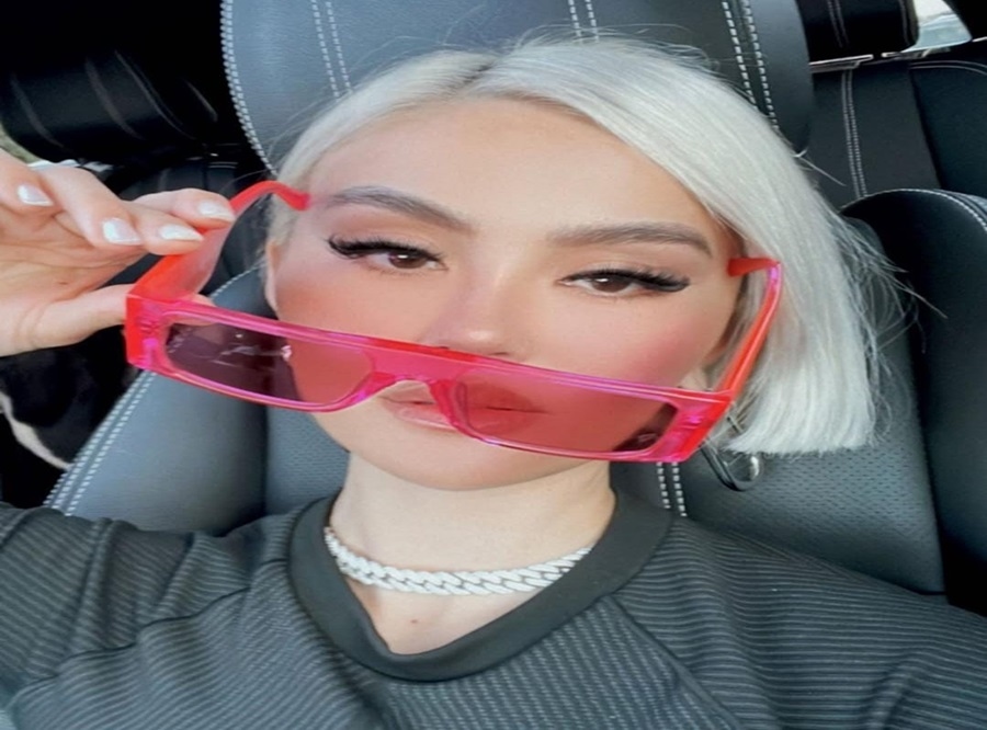 Agnez Mo Pasca Diputus Bayar Denda Rp1,5 Miliar pada Ari Bias, Datangi Kantor Kementerian Hukum dan Diskusi Hak Cipta