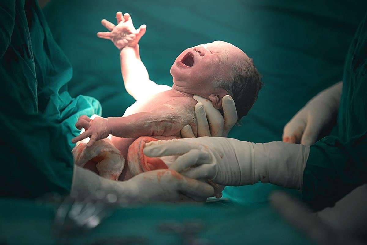 Tanggal Langka, Takdir Istimewa? Mengungkap Mitos Bayi 29 Februari
