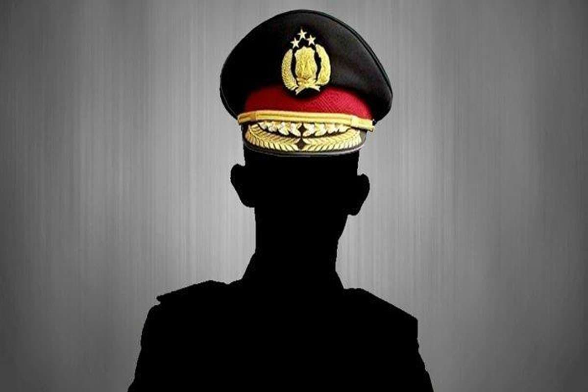 Heboh! 6 Oknum Polisi Hulu Sungai Gunakan Narkoba Cuma di Hukum 'Sholat Lima Waktu', Cek Faktanya!