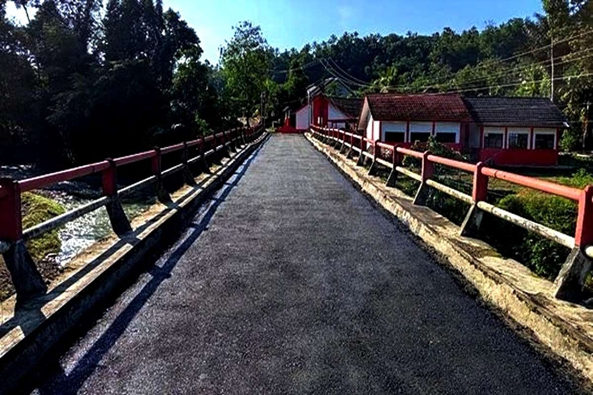 Gubernur Gercep, Jembatan Bolong Penghubung Ujung Kulon Kini Mulus!